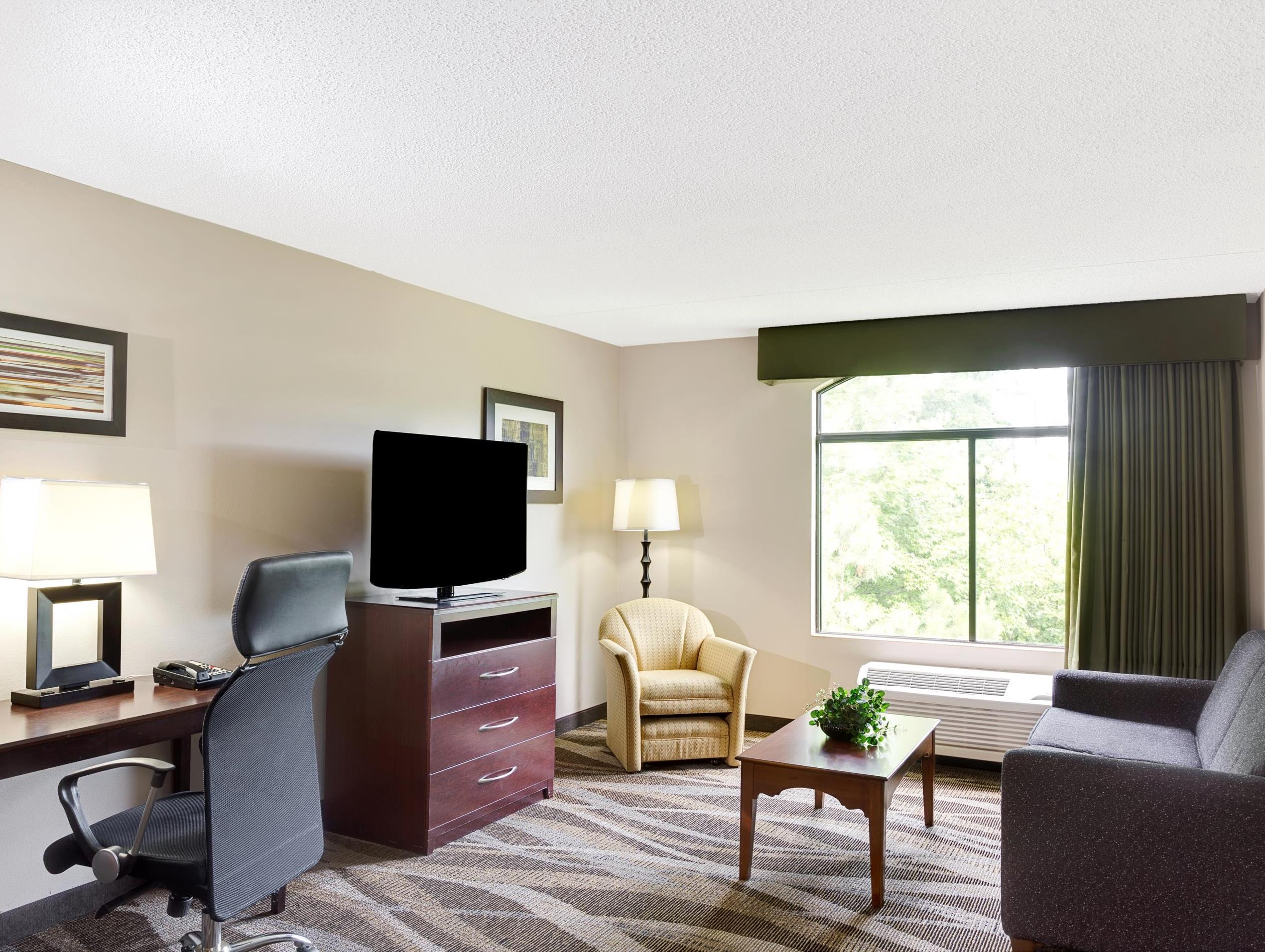 Wingate By Wyndham Raleigh Durham / Airport Otel Dış mekan fotoğraf