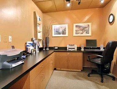 Wingate By Wyndham Raleigh Durham / Airport Otel Dış mekan fotoğraf